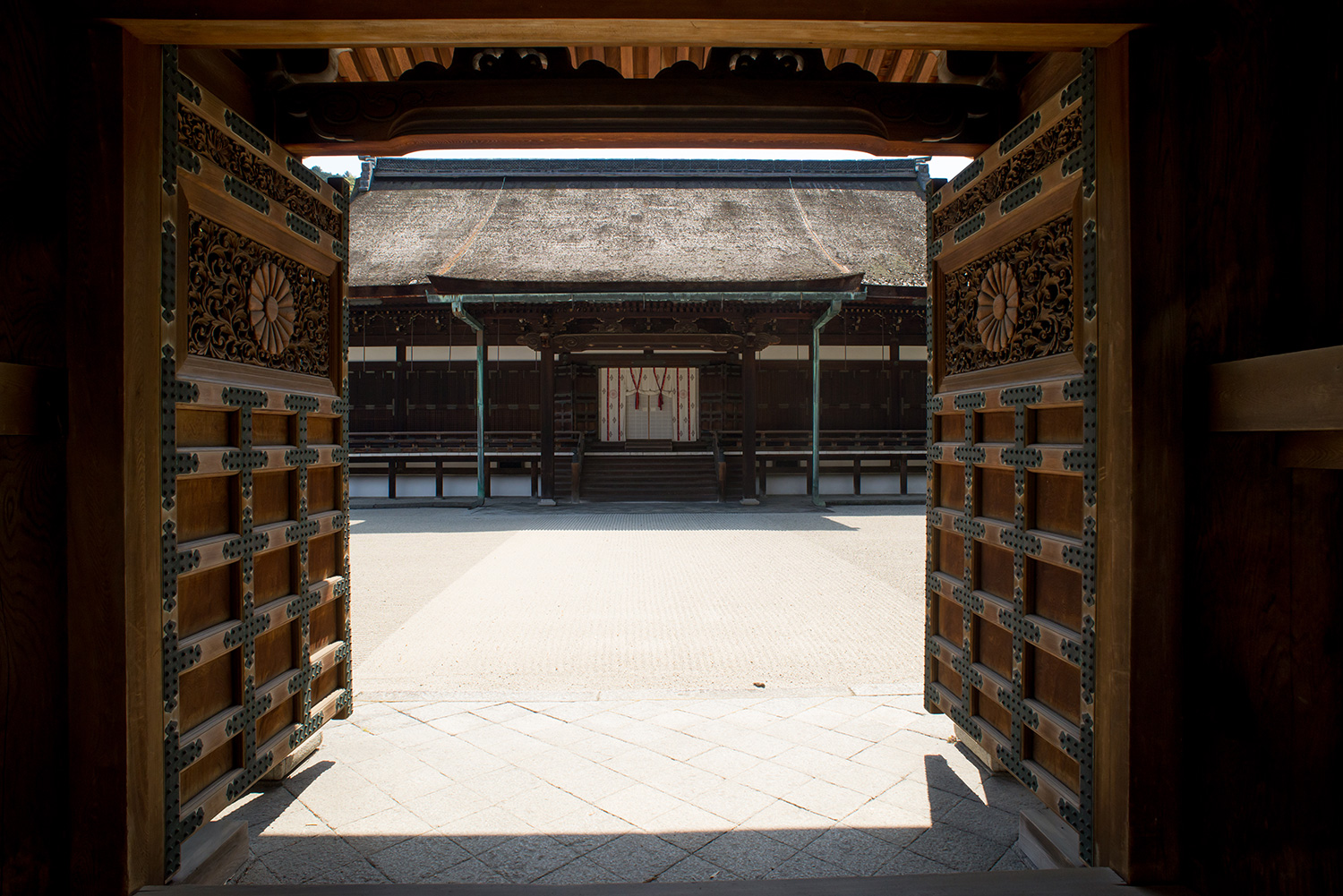 京都非公開文化財にて霊明殿を公開中